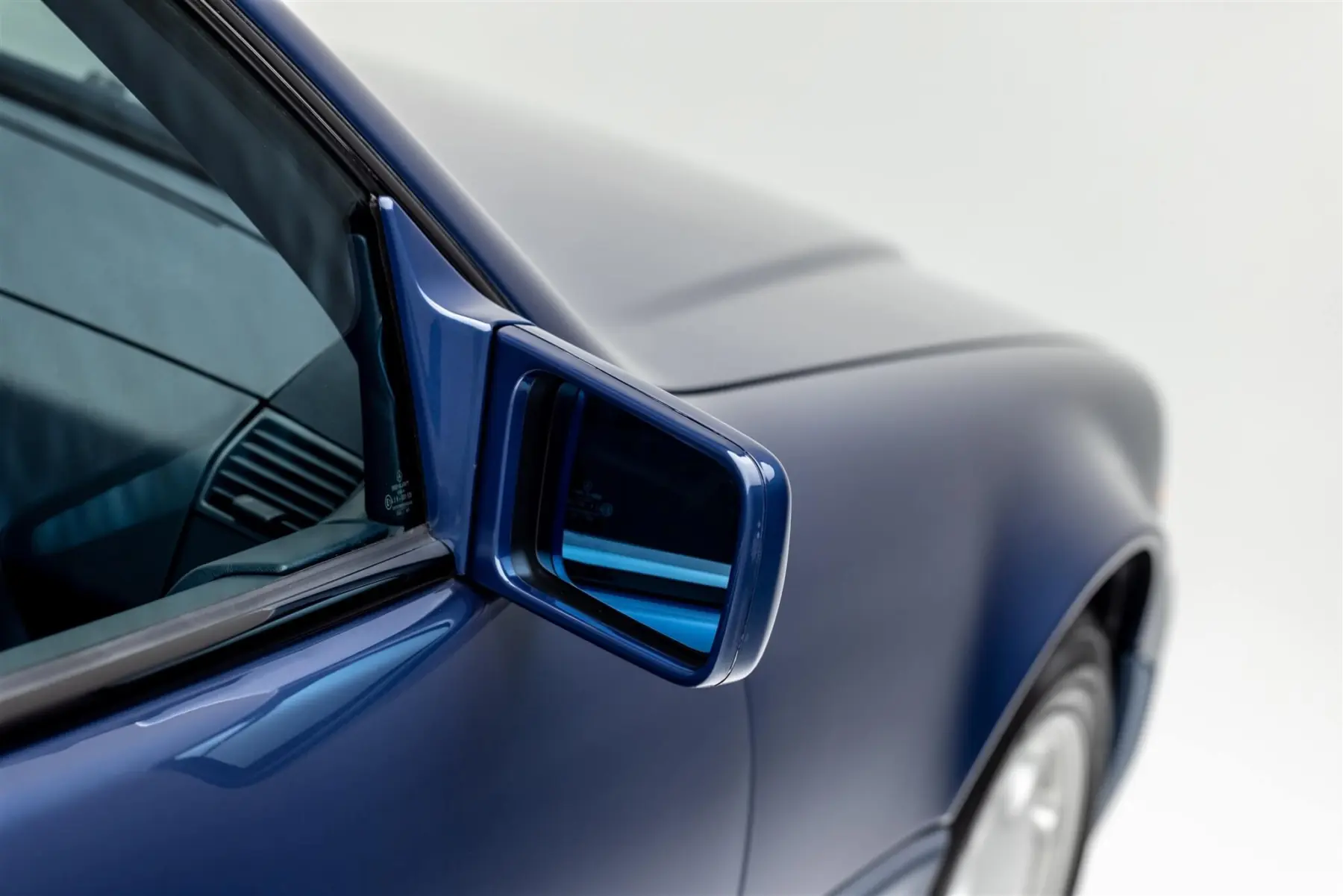 %title BENZ SL280 R129