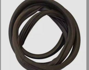 نوار دور صندوق تارا