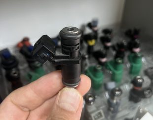 سوزن انژکتور پژو 405 چهار سوراخ کوتاه