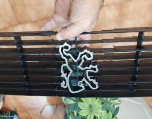 جلوپنجره پژو 504