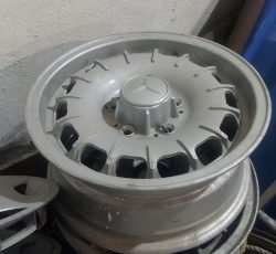 رینگ چرخ بنز مدل پایین